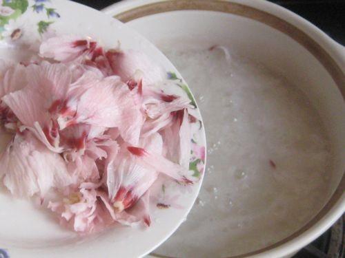 木槿花炖汤（木槿花煮米汤）